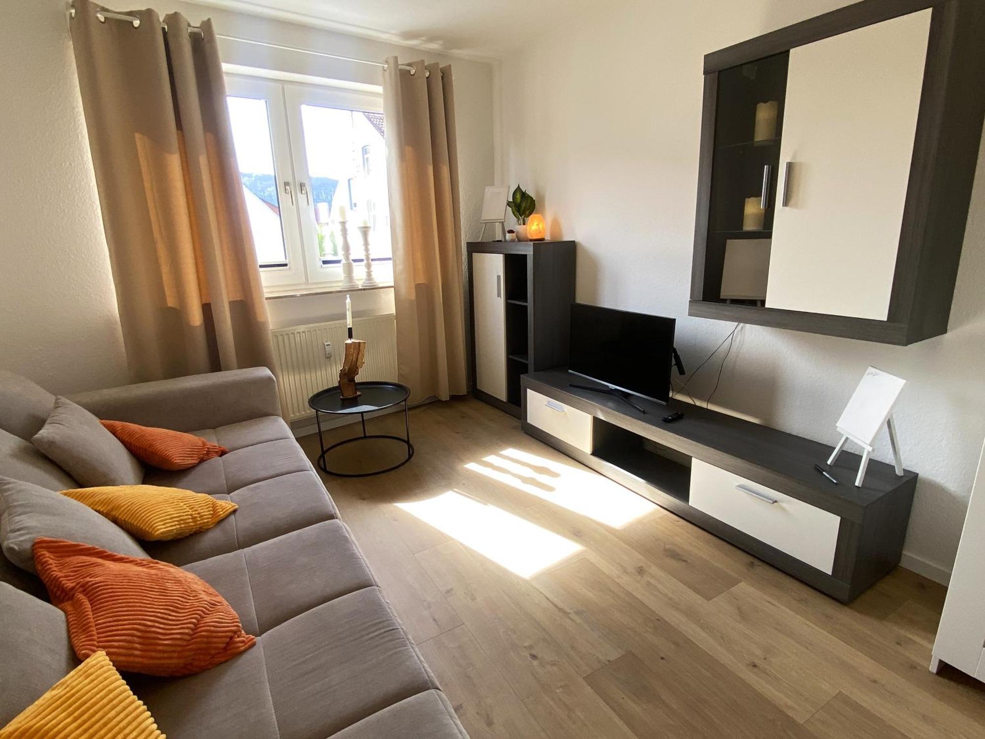 Schoelerberg Apartment Mit Tiefgaragenparkplatz Und Kingsize-Bett ออสนาบรึค ภายนอก รูปภาพ